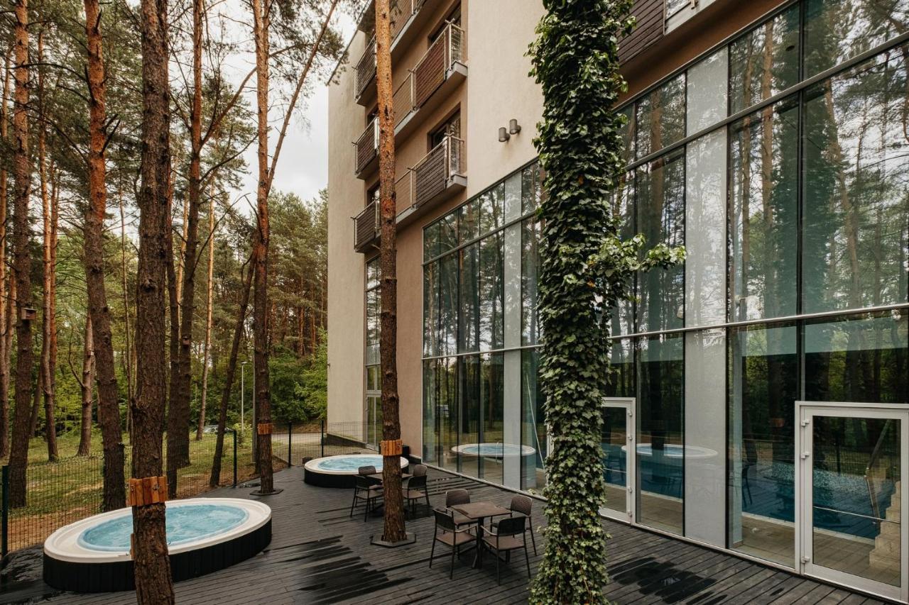 Hotel Uroczysko Cedzyna Exterior photo